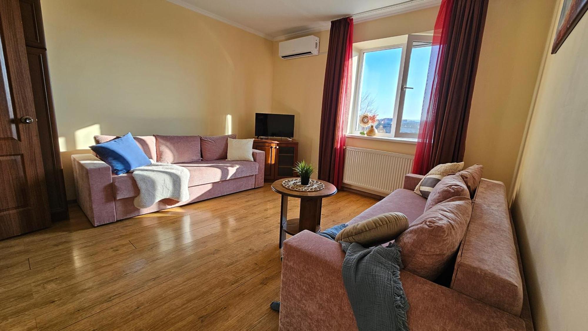 Best Two Room Apartment Мукачево Екстер'єр фото